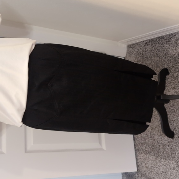 Body by Victoria Pencil Skirt - Picture 1 of 9